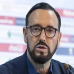 El técnico del Atlético de Madrid defende su estrategia y critica al joven portugués por sus declaraciones en prensa.