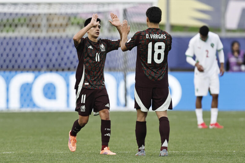 La Batalla por la Supremacía: Sub-20, Chile y México se Enfrentan en un Duelo de Fútbol de Alto Rendimiento