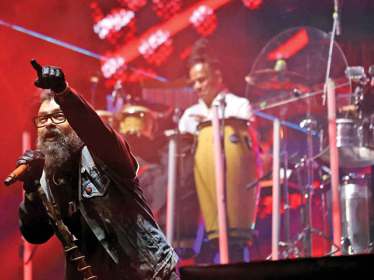 "La pasión revive: Panteón Rococó celebra tres décadas de música y arte con un nuevo documental que desvela el corazón de una leyenda"