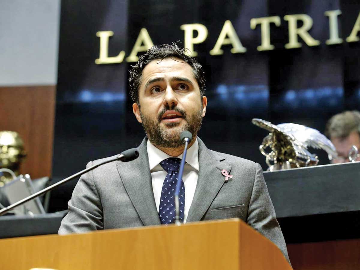 Divergencia en la bancada panista: Godoy desata una tormenta política en el Senado al anular decisión unánime.