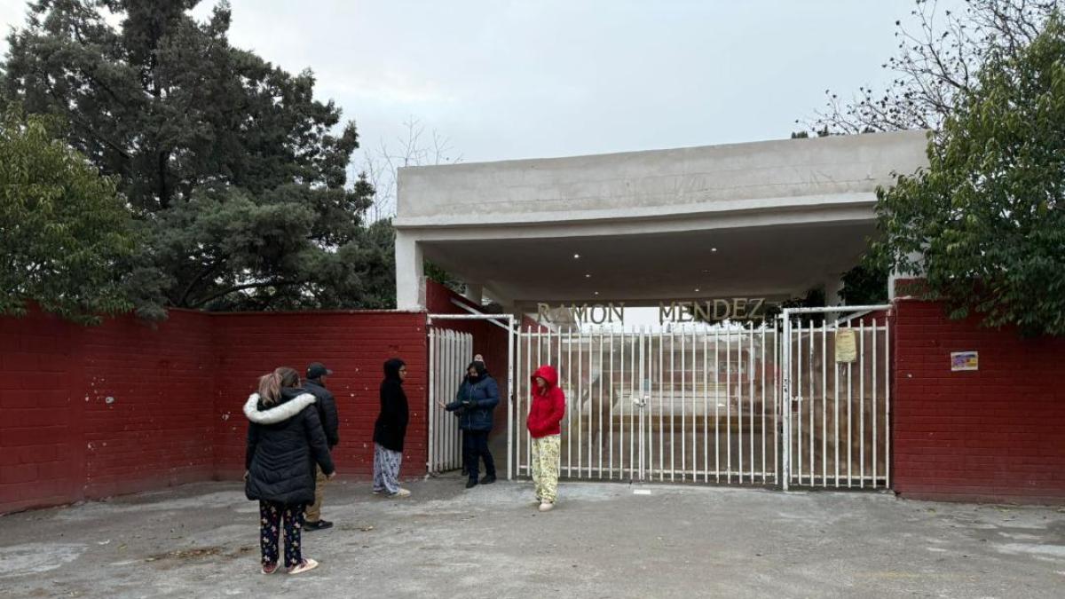 Mañana muy fría aleja a los alumnos de las escuelas en Coahuila