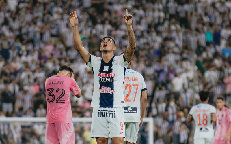 "Historia de Fútbol: Alianza Lima Vuela sobre el Mundialista Inter Miami, Sin Que el Génesis de Messi Pudiera Impedir la Victoria"